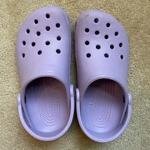 lavender crocs
